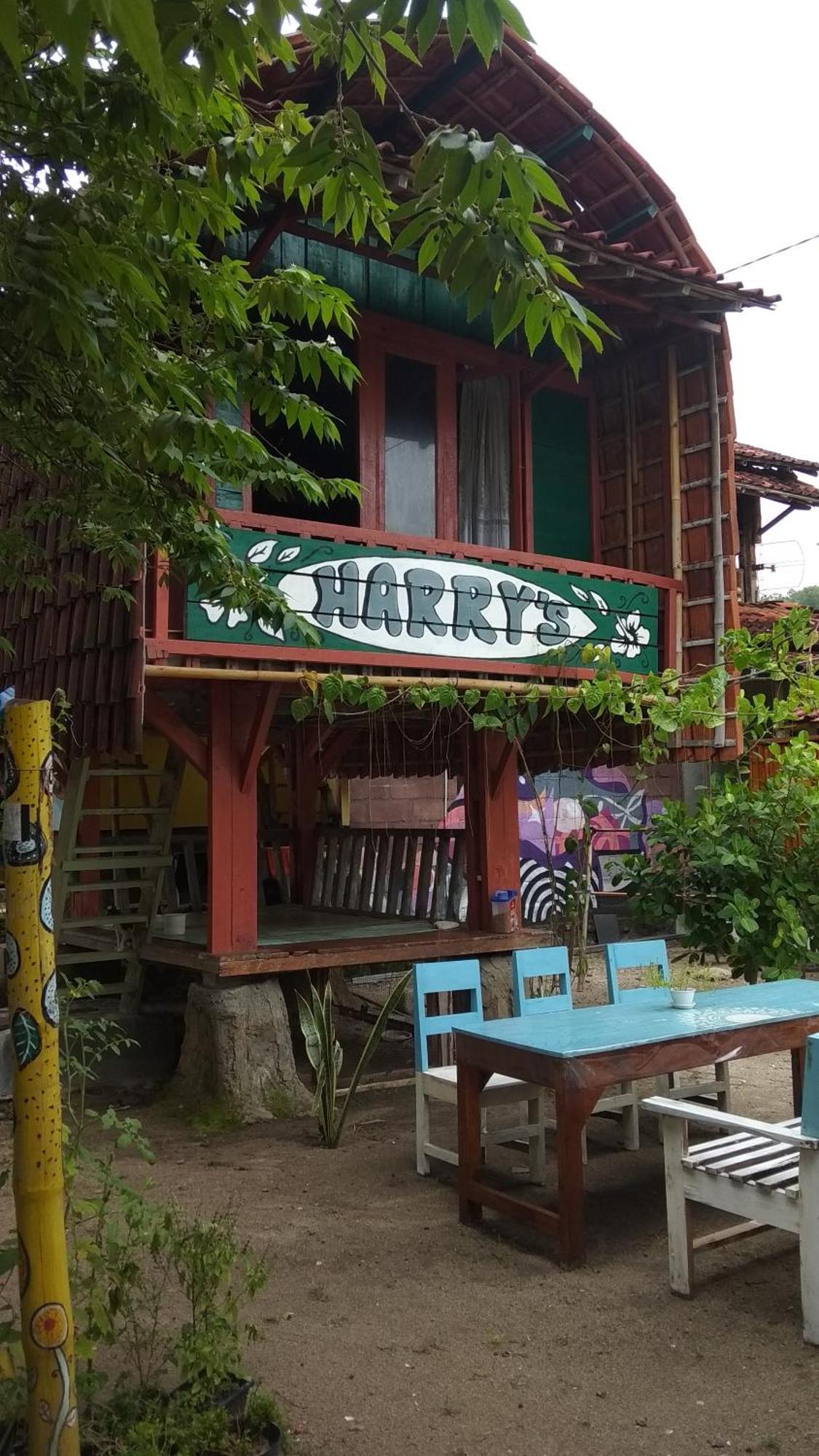 Kalak Harry'S Ocean House Watukarung Homestay חדר תמונה