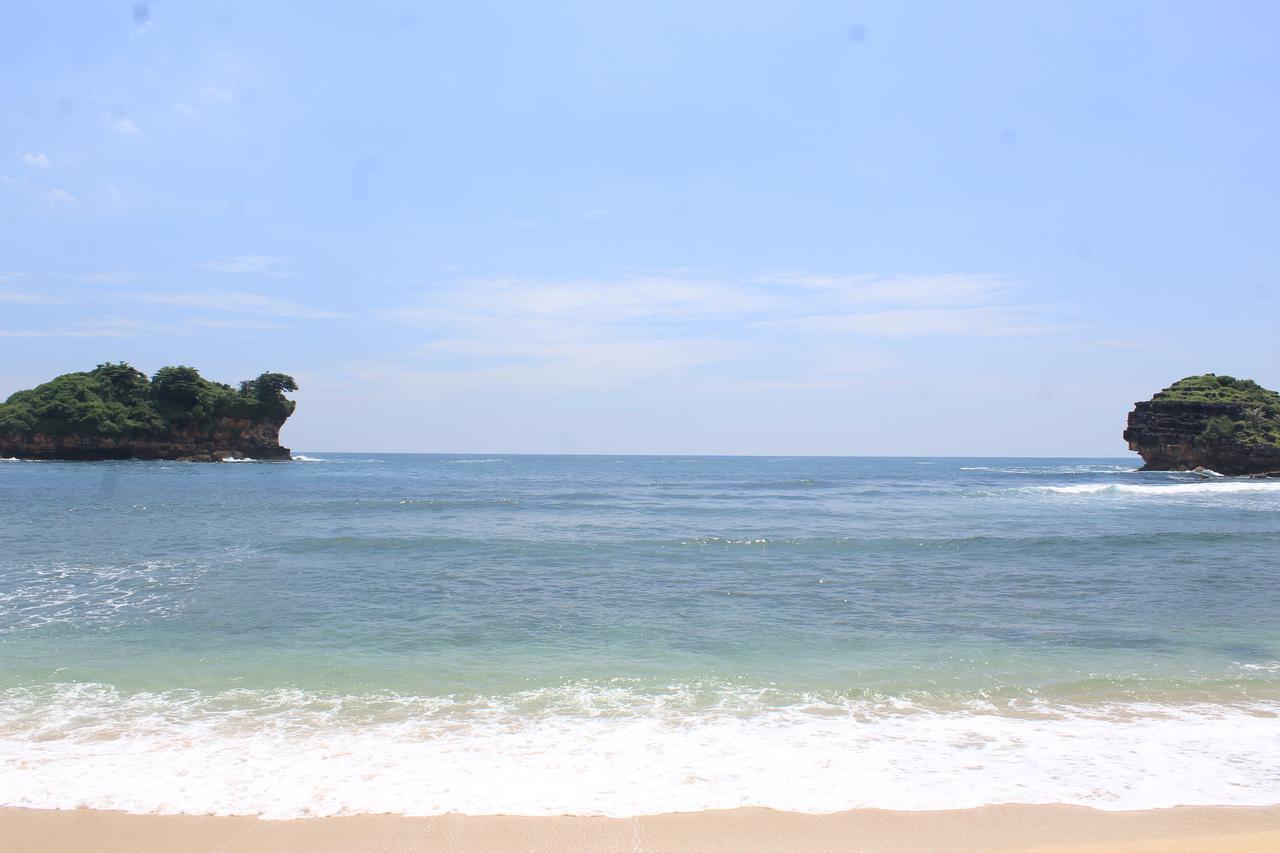 Kalak Harry'S Ocean House Watukarung Homestay מראה חיצוני תמונה